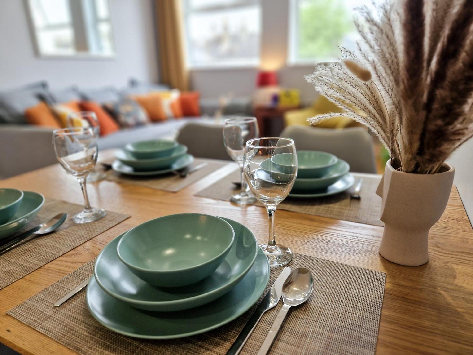 1-Bed Apartment, Close To Kensington Olympia With Free Wi-Fi & Netflix Λονδίνο Εξωτερικό φωτογραφία