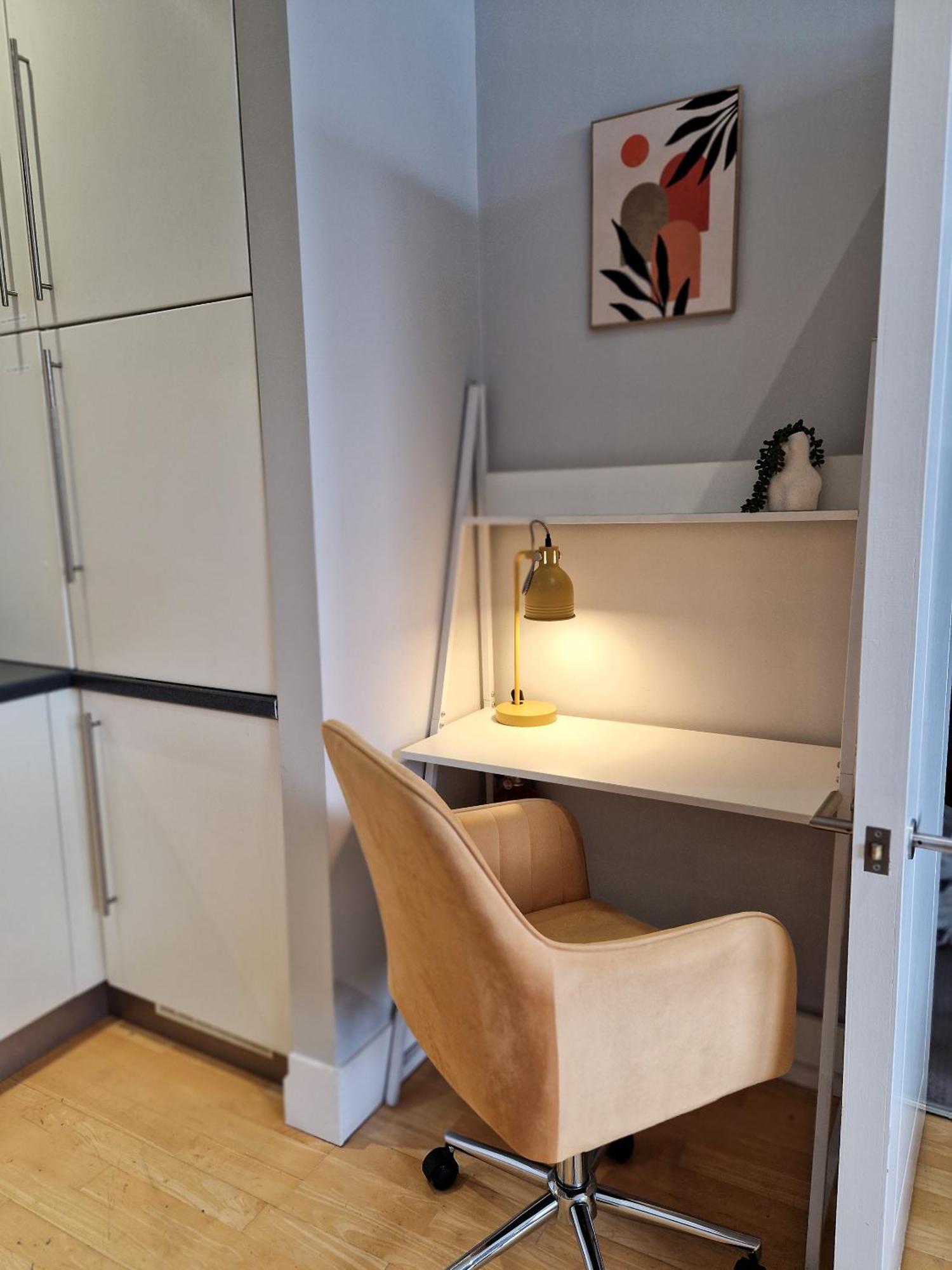 1-Bed Apartment, Close To Kensington Olympia With Free Wi-Fi & Netflix Λονδίνο Εξωτερικό φωτογραφία
