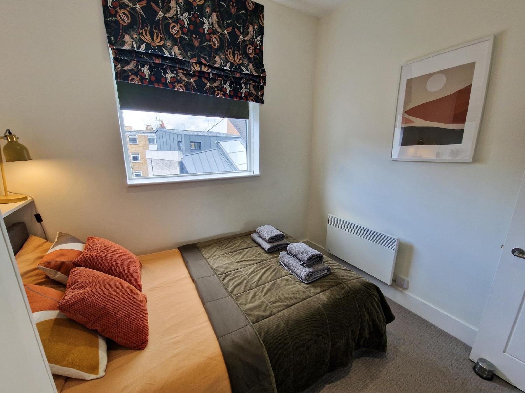 1-Bed Apartment, Close To Kensington Olympia With Free Wi-Fi & Netflix Λονδίνο Εξωτερικό φωτογραφία