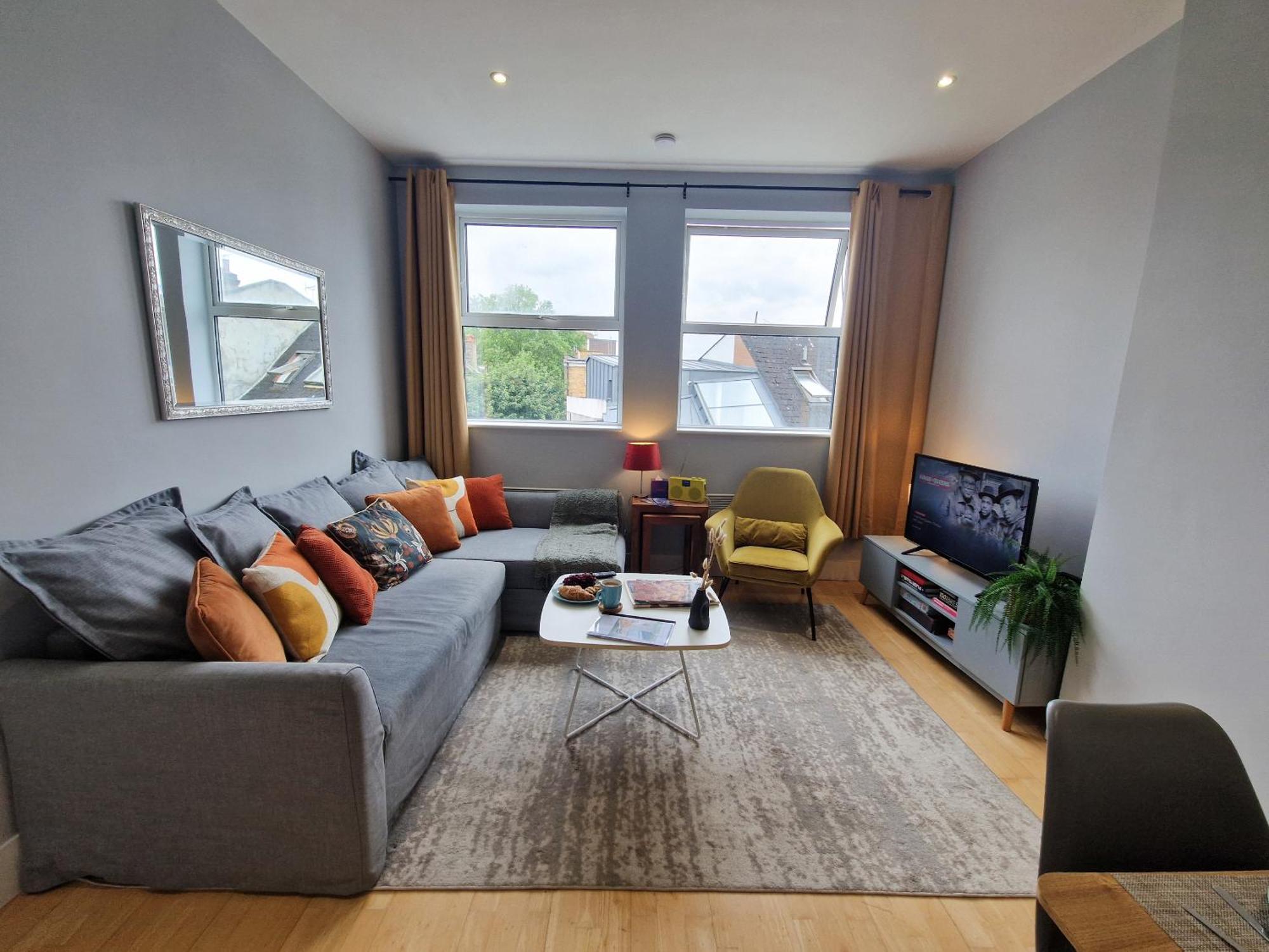 1-Bed Apartment, Close To Kensington Olympia With Free Wi-Fi & Netflix Λονδίνο Εξωτερικό φωτογραφία